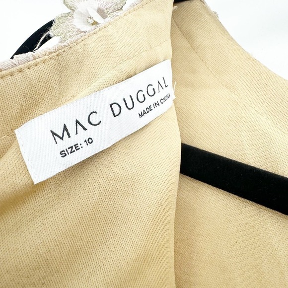 Mac Duggal Beaded Floral Appliqué Midi Sheath Formal/Prom Dress Nude Size 10 NWT - Picture 11 of 11